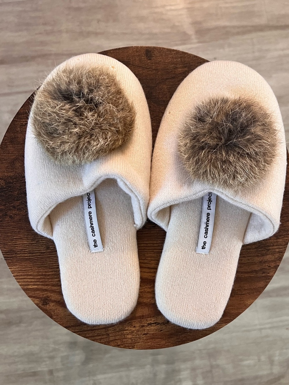 THE CASHMERE PROJECT CASHMERE FUR POM POM SLIPPERS ✨